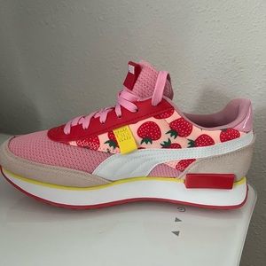 Brand New! Never worn Puma Future Rider Summer Treats Sneaker *Junior Size